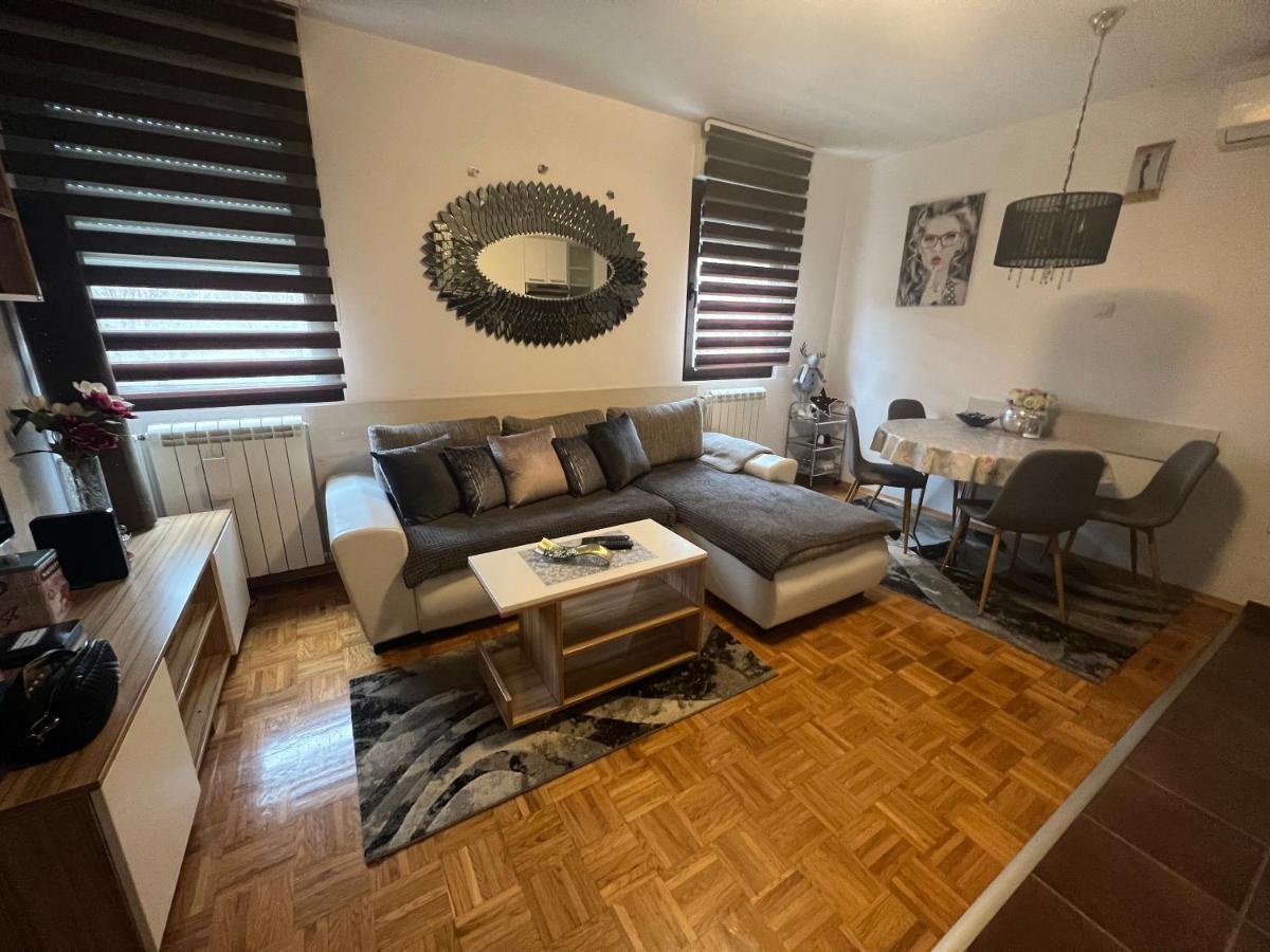 Apartment Sweet Dreams-Close To Zoo,Dinamo Stadium And The City Center Zagreb Exterior foto